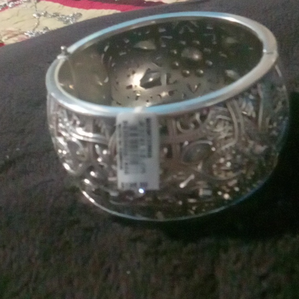 Bangle - Picture 4 of 4